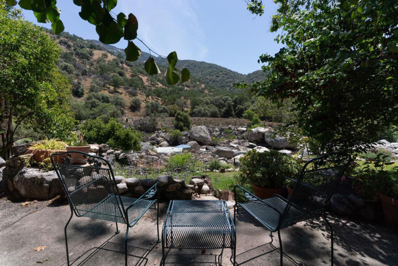 Buckeye Tree Lodge Three Rivers Bagian luar foto