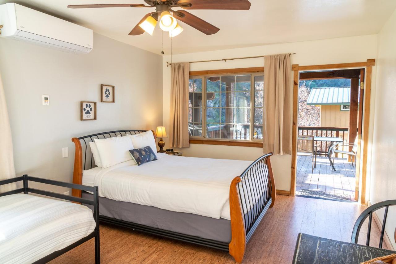 Buckeye Tree Lodge Three Rivers Bagian luar foto