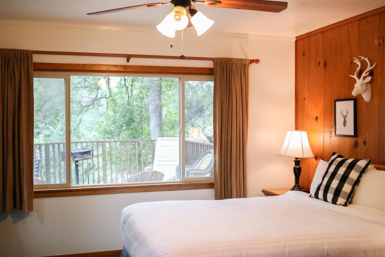 Buckeye Tree Lodge Three Rivers Bagian luar foto